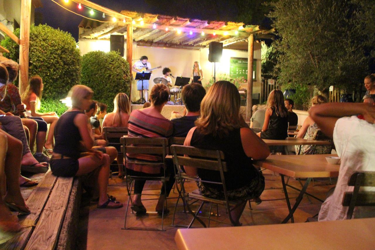 Camping Forcalquier Les Routes De Provence Exterior photo