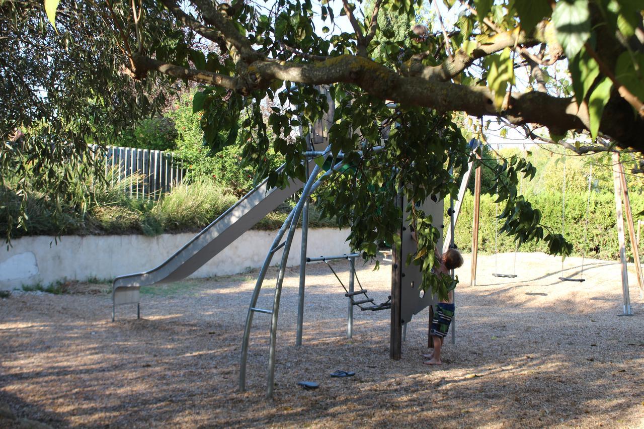 Camping Forcalquier Les Routes De Provence Exterior photo